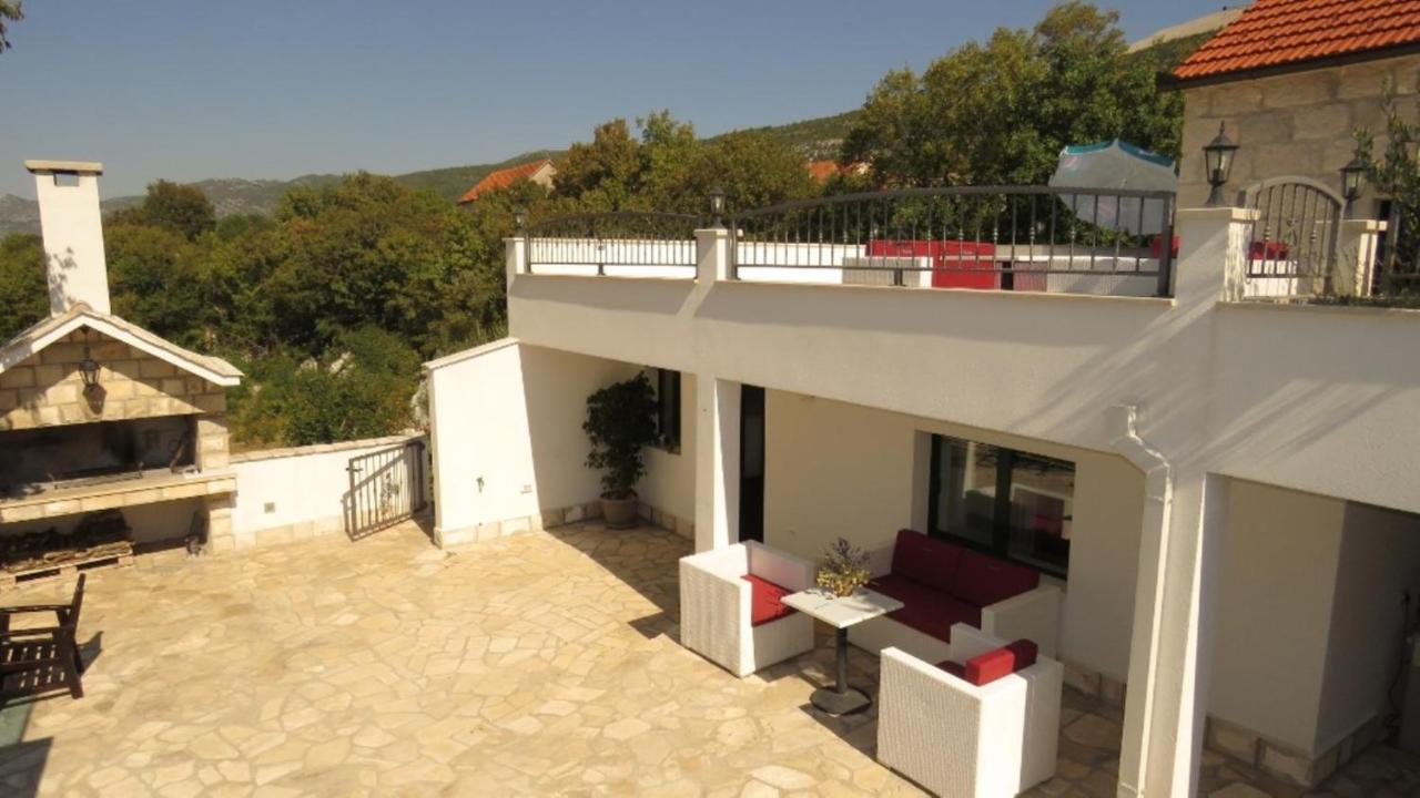 Willa Dvori Stipanovi With Heated Pool And Jacuzzi Donje Rascane Zewnętrze zdjęcie
