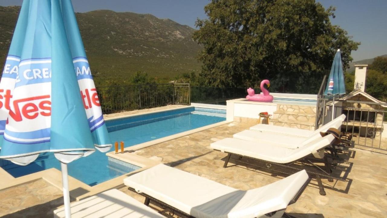 Willa Dvori Stipanovi With Heated Pool And Jacuzzi Donje Rascane Zewnętrze zdjęcie